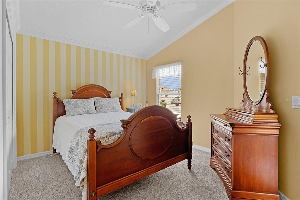 For Sale: $359,800 (2 beds, 2 baths, 1196 Square Feet)