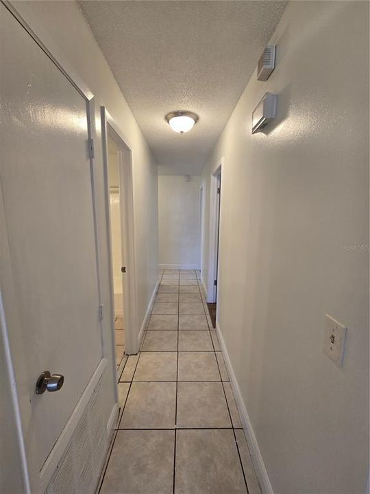 出租: $2,250 (3 贝兹, 2 浴室, 1100 平方英尺)