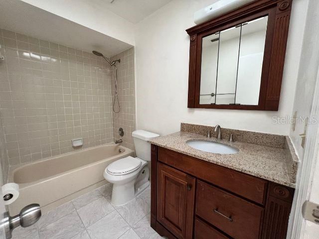 En Renta: $2,000 (3 camas, 2 baños, 1594 Pies cuadrados)