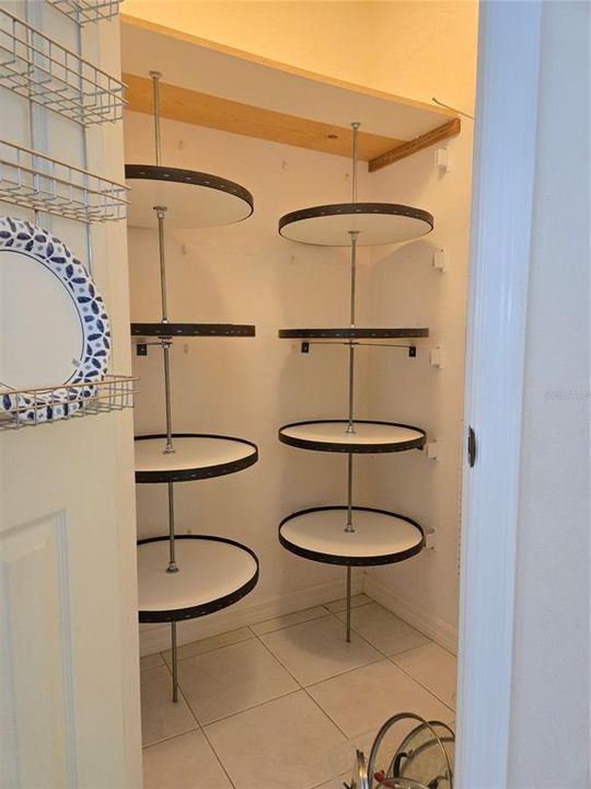 待售: $365,000 (3 贝兹, 2 浴室, 1939 平方英尺)