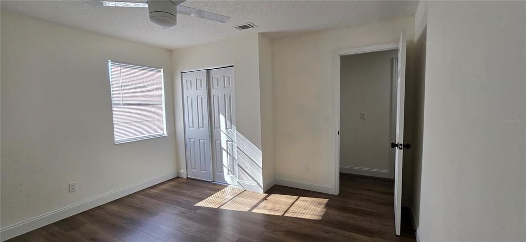 En Venta: $320,000 (3 camas, 2 baños, 1410 Pies cuadrados)