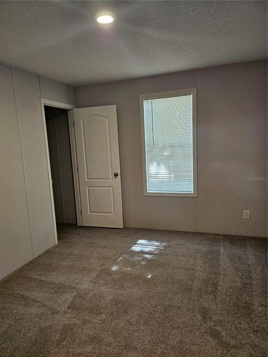 For Rent: $2,200 (3 beds, 2 baths, 1700 Square Feet)
