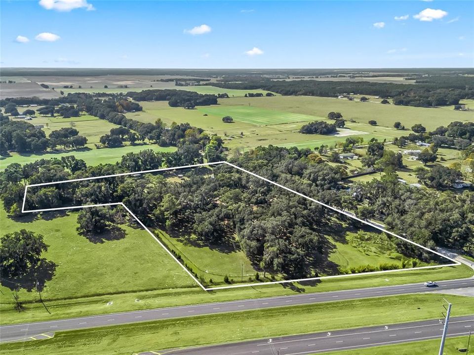 For Sale: $695,000 (3 beds, 2 baths, 1680 Square Feet)