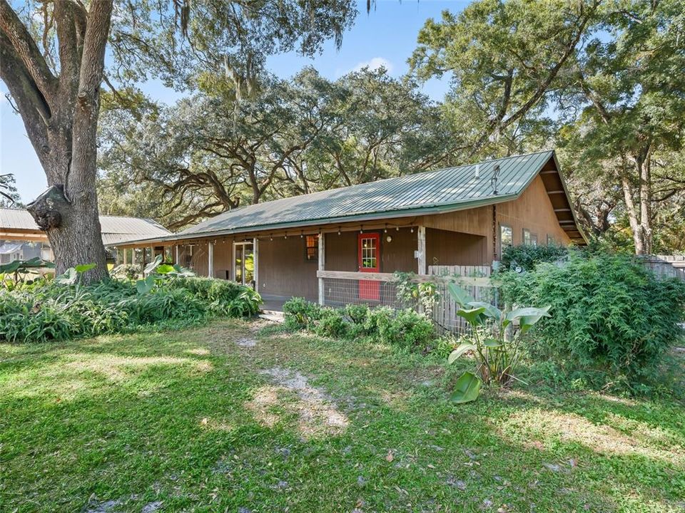 For Sale: $695,000 (3 beds, 2 baths, 1680 Square Feet)