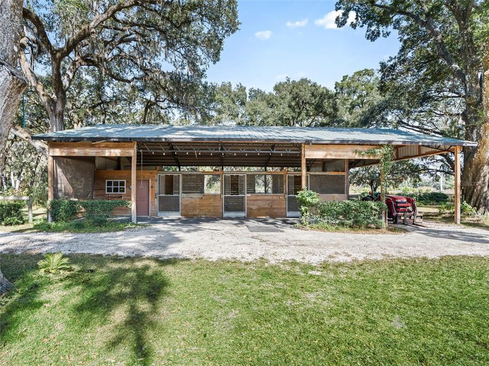 For Sale: $695,000 (3 beds, 2 baths, 1680 Square Feet)