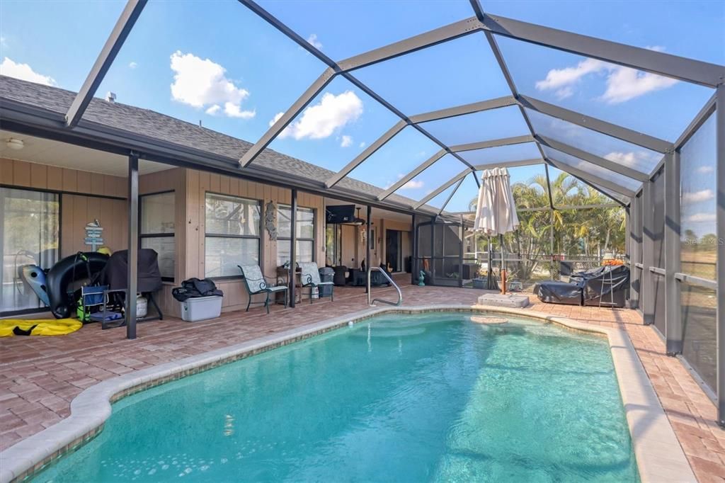 待售: $369,000 (3 贝兹, 2 浴室, 1820 平方英尺)