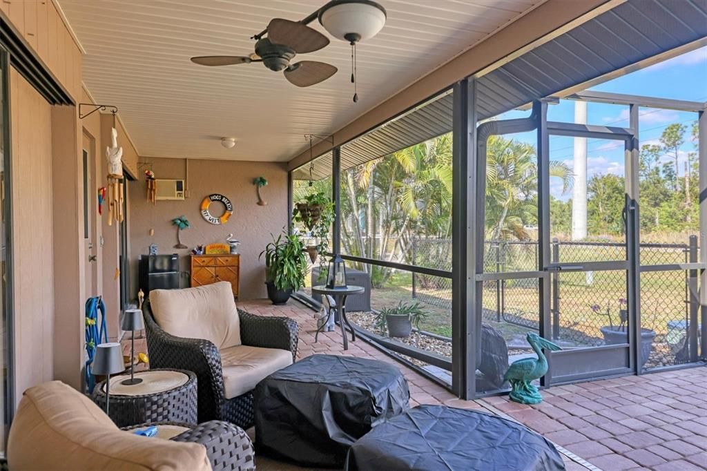 待售: $369,000 (3 贝兹, 2 浴室, 1820 平方英尺)