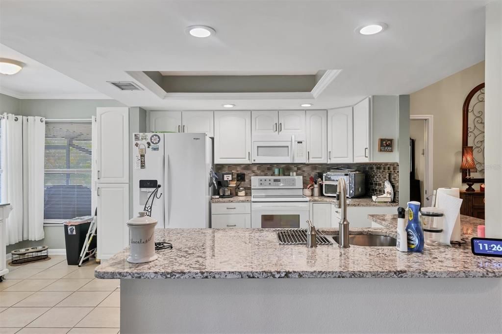 待售: $369,000 (3 贝兹, 2 浴室, 1820 平方英尺)