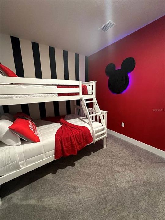 待售: $475,000 (4 贝兹, 3 浴室, 1845 平方英尺)