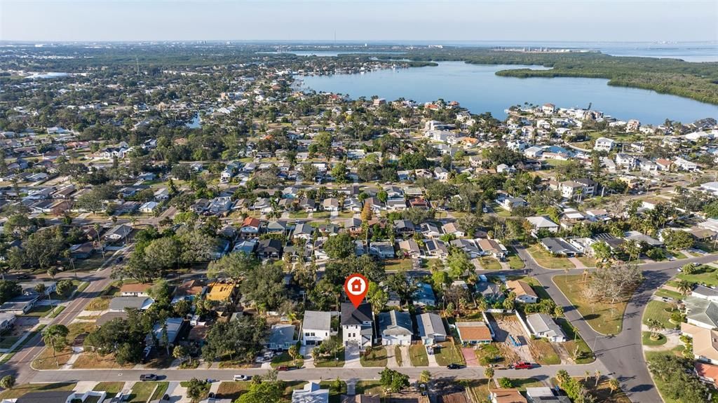 En Venta: $1,265,000 (4 camas, 3 baños, 2960 Pies cuadrados)