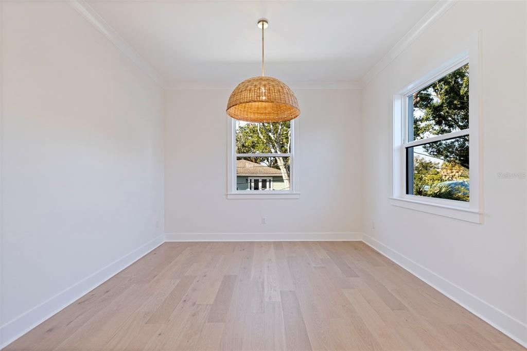 En Venta: $1,265,000 (4 camas, 3 baños, 2960 Pies cuadrados)