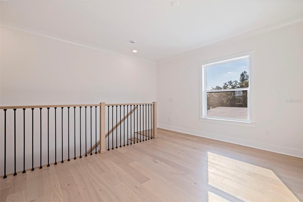 En Venta: $1,265,000 (4 camas, 3 baños, 2960 Pies cuadrados)