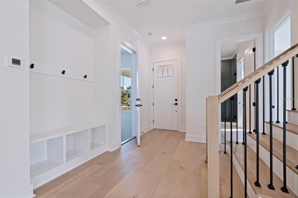 En Venta: $1,265,000 (4 camas, 3 baños, 2960 Pies cuadrados)