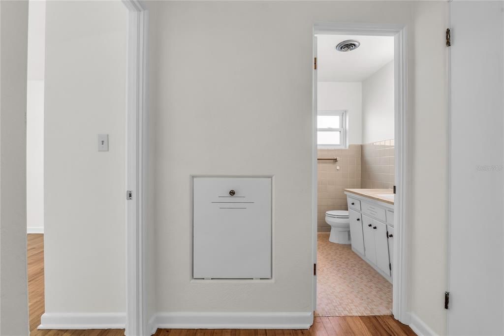 На продажу: $559,900 (3 спален, 2 ванн, 1811 Квадратных фут)