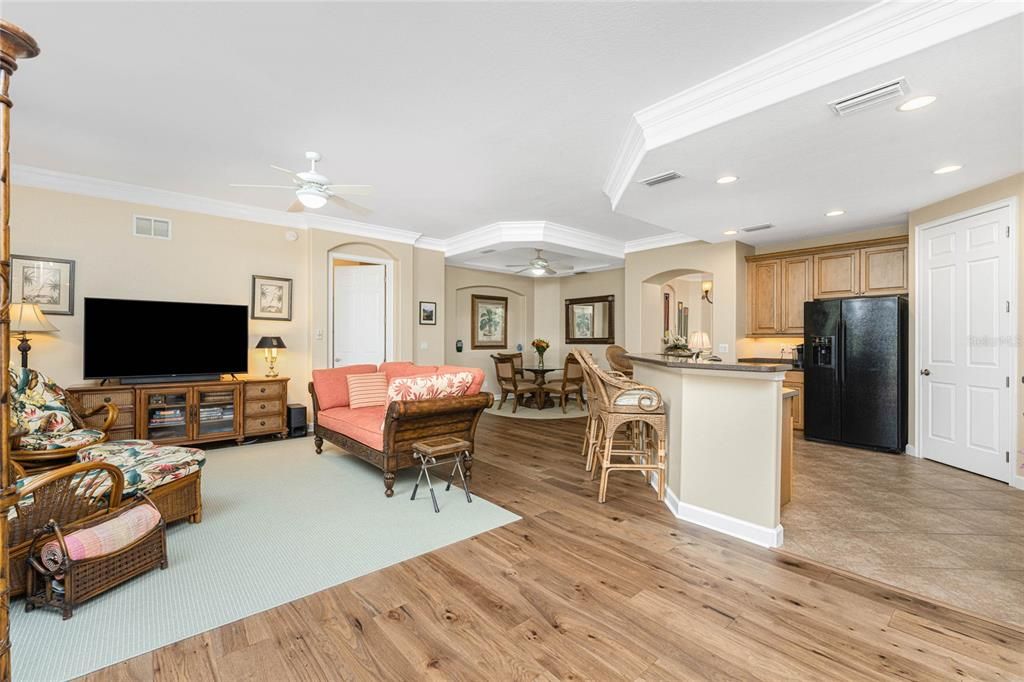 En Venta: $449,900 (3 camas, 2 baños, 1753 Pies cuadrados)