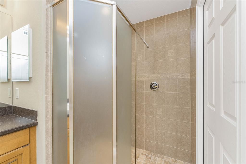 En Venta: $449,900 (3 camas, 2 baños, 1753 Pies cuadrados)