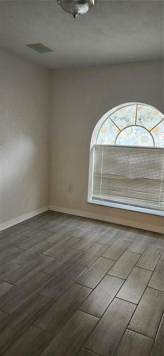 For Rent: $2,500 (3 beds, 2 baths, 1501 Square Feet)