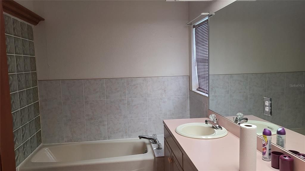 В аренду: $2,500 (3 спален, 2 ванн, 1501 Квадратных фут)