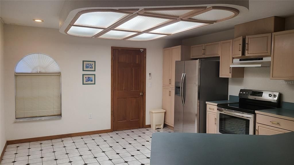 В аренду: $2,500 (3 спален, 2 ванн, 1501 Квадратных фут)