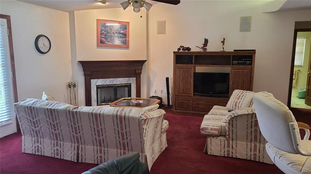 В аренду: $2,500 (3 спален, 2 ванн, 1501 Квадратных фут)