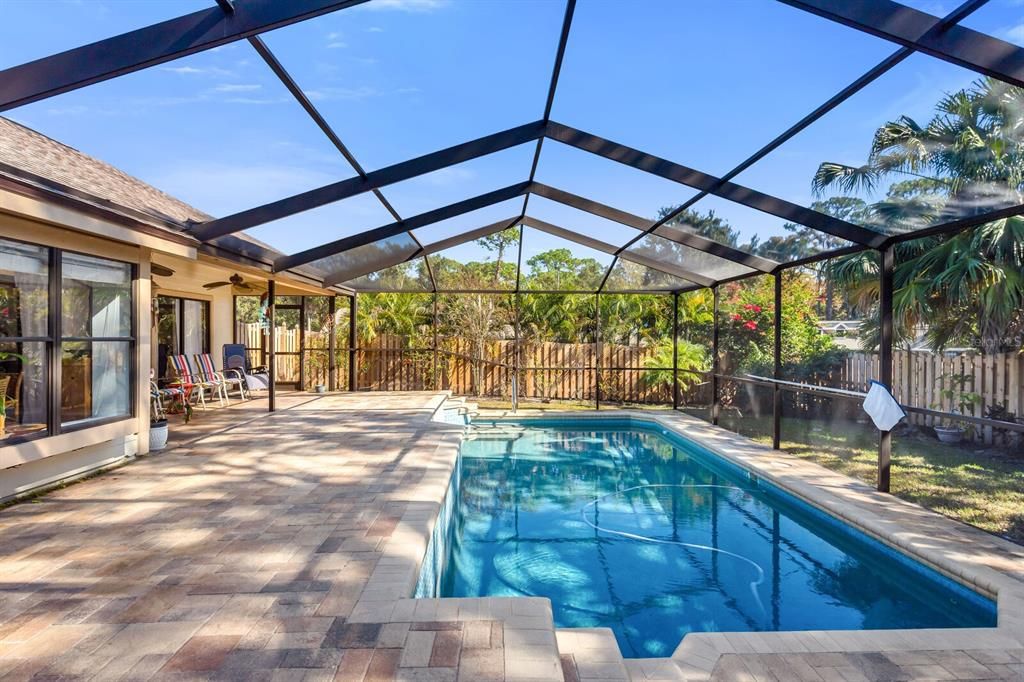 Active With Contract: $625,000 (3 beds, 2 baths, 1832 Square Feet)