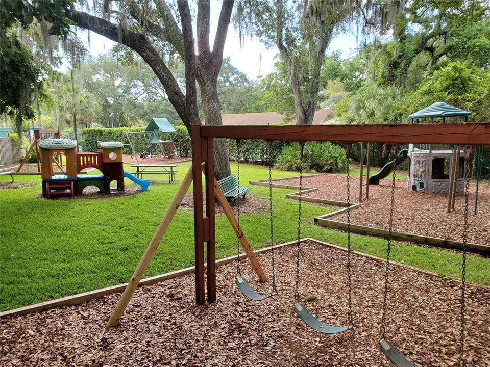 Active With Contract: $625,000 (3 beds, 2 baths, 1832 Square Feet)