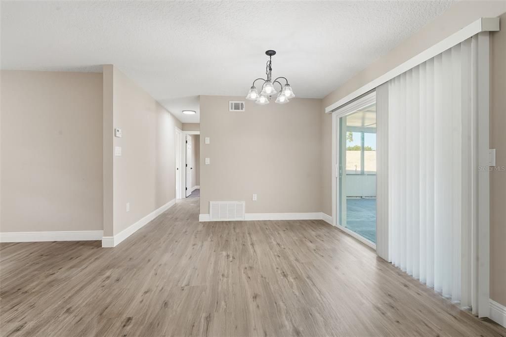 For Sale: $360,000 (3 beds, 2 baths, 1348 Square Feet)