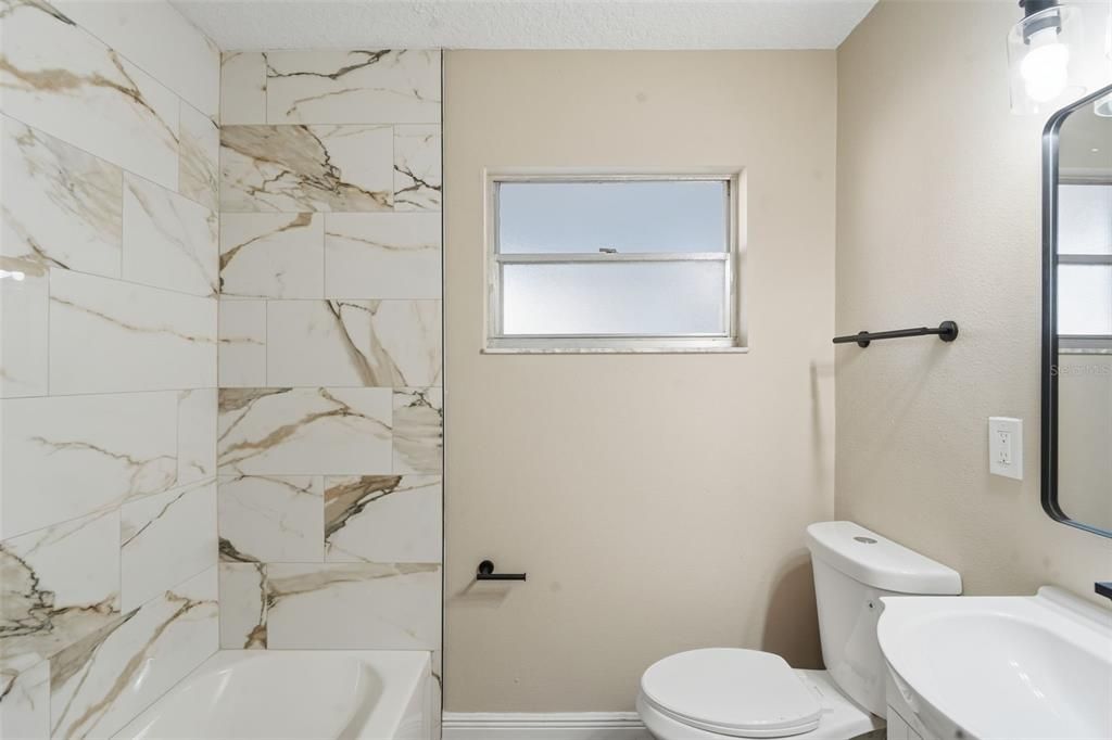 For Sale: $360,000 (3 beds, 2 baths, 1348 Square Feet)