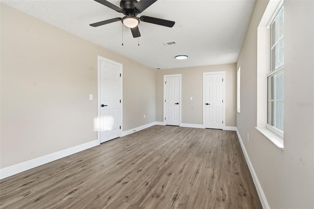 For Sale: $360,000 (3 beds, 2 baths, 1348 Square Feet)