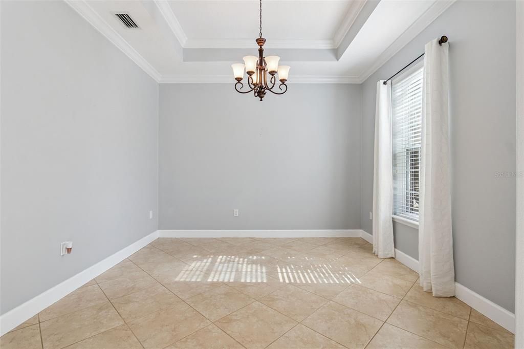 待售: $439,900 (3 贝兹, 2 浴室, 2240 平方英尺)