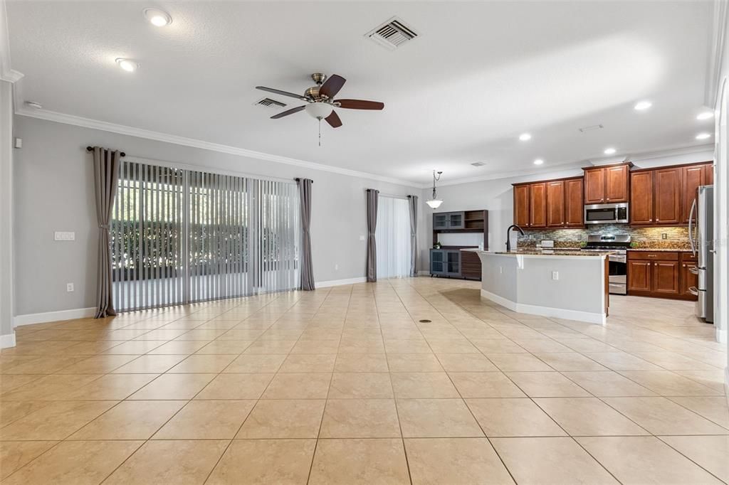 待售: $439,900 (3 贝兹, 2 浴室, 2240 平方英尺)