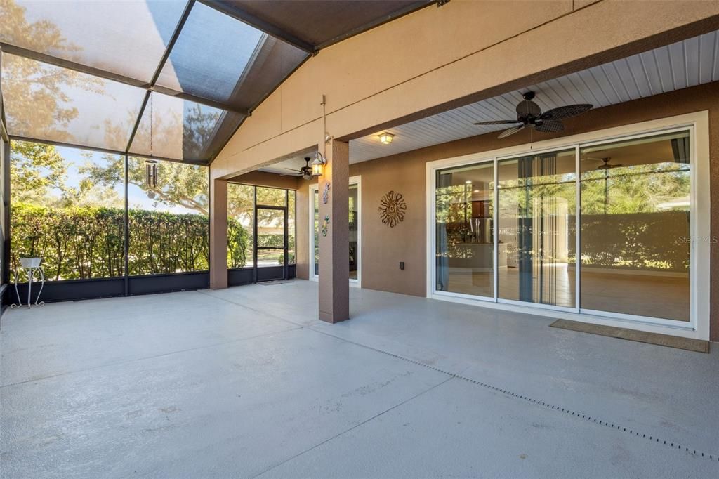 待售: $439,900 (3 贝兹, 2 浴室, 2240 平方英尺)