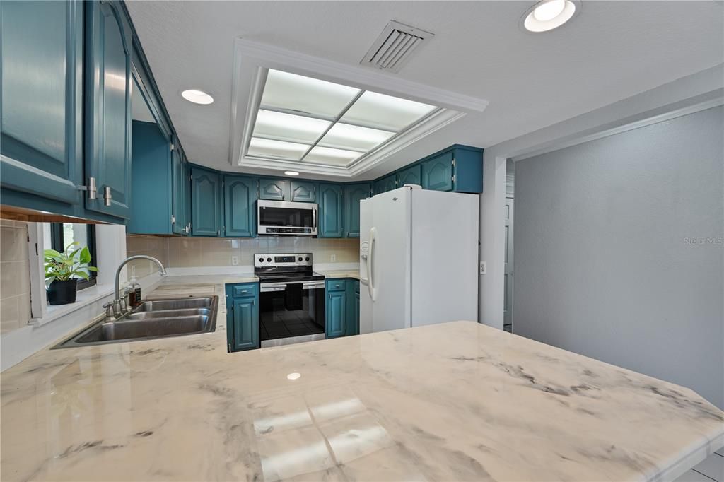 На продажу: $665,000 (4 спален, 3 ванн, 3158 Квадратных фут)