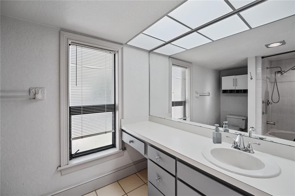 На продажу: $665,000 (4 спален, 3 ванн, 3158 Квадратных фут)