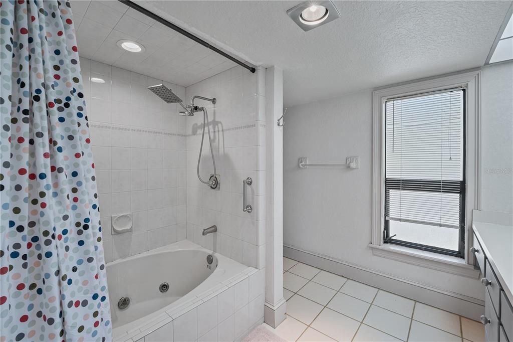 На продажу: $665,000 (4 спален, 3 ванн, 3158 Квадратных фут)