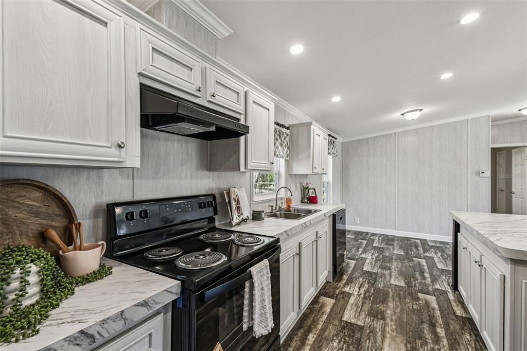 En Venta: $290,000 (3 camas, 2 baños, 1272 Pies cuadrados)