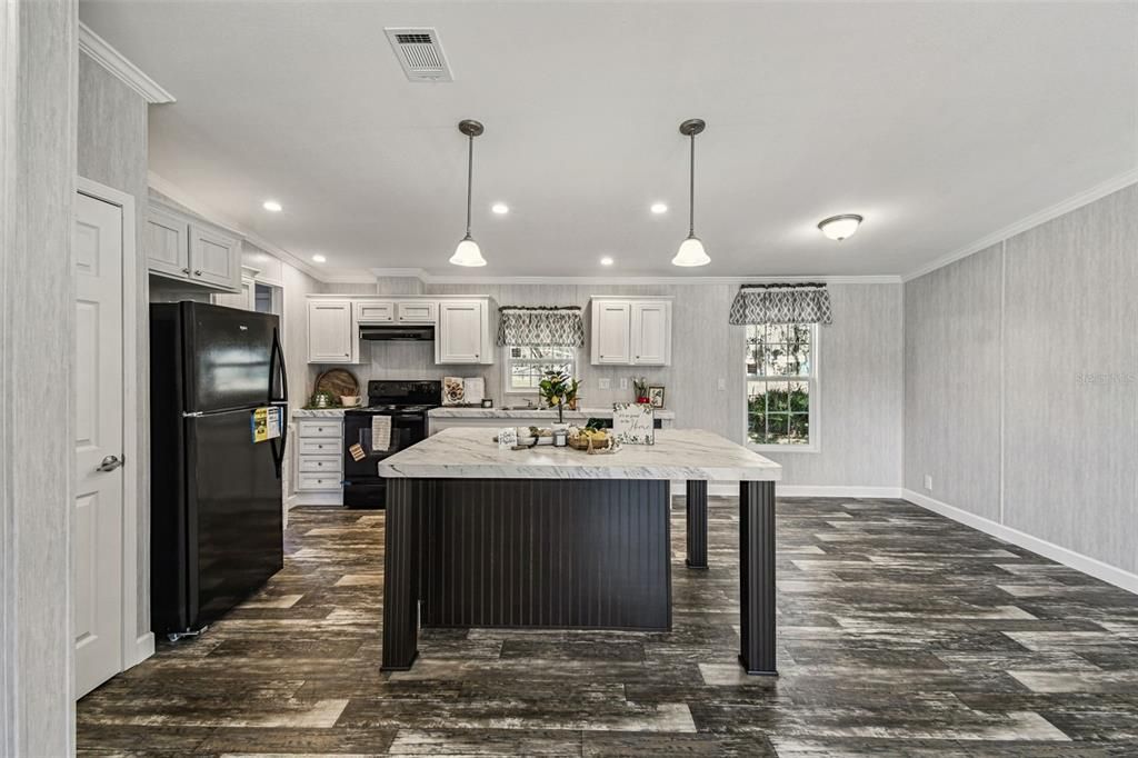 En Venta: $290,000 (3 camas, 2 baños, 1272 Pies cuadrados)