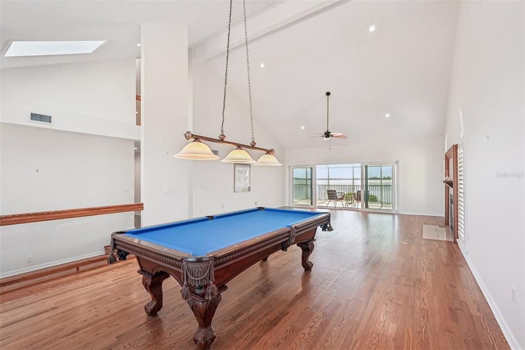 En Venta: $2,258,000 (3 camas, 3 baños, 5080 Pies cuadrados)