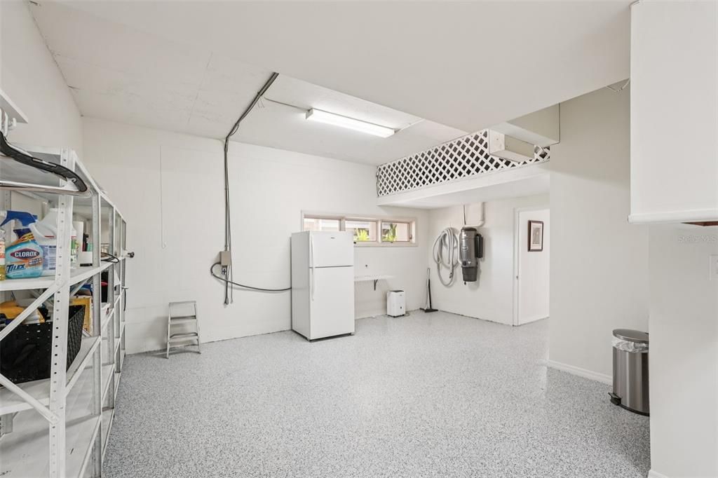 En Venta: $2,258,000 (3 camas, 3 baños, 5080 Pies cuadrados)