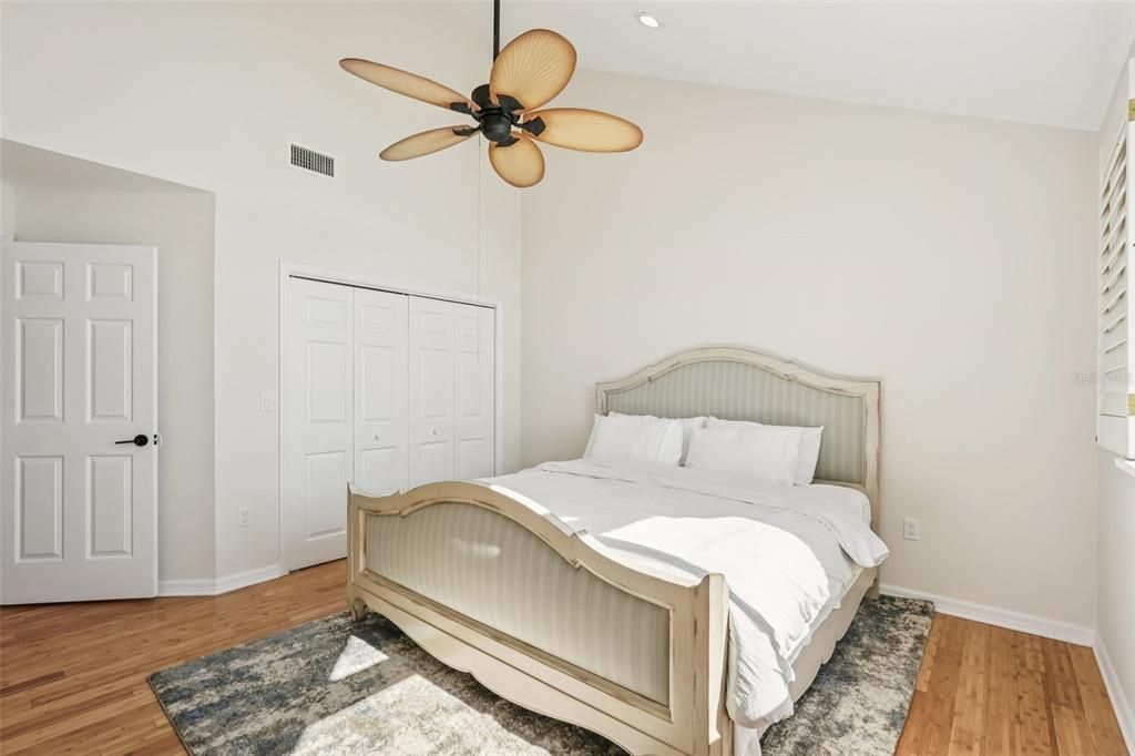 En Venta: $2,258,000 (3 camas, 3 baños, 5080 Pies cuadrados)