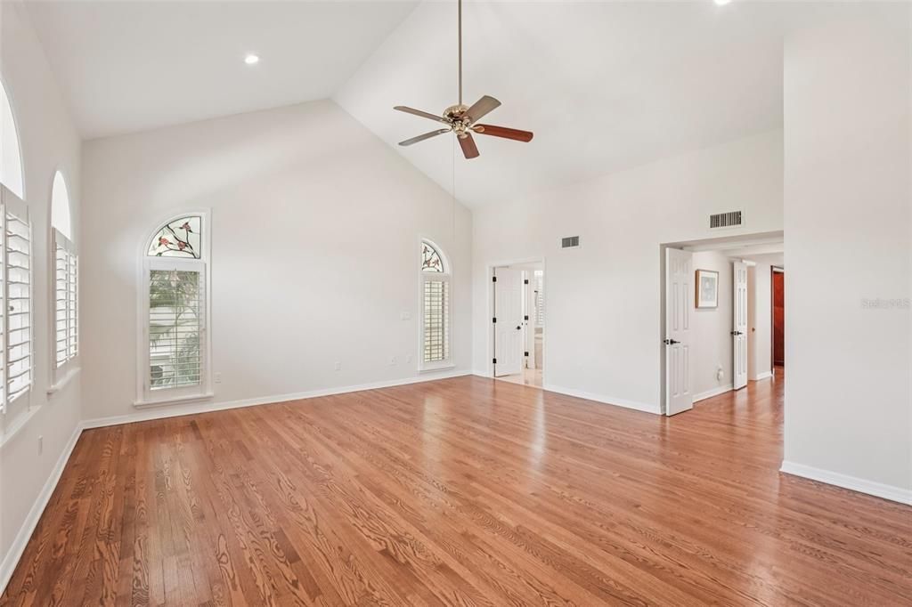 En Venta: $2,258,000 (3 camas, 3 baños, 5080 Pies cuadrados)