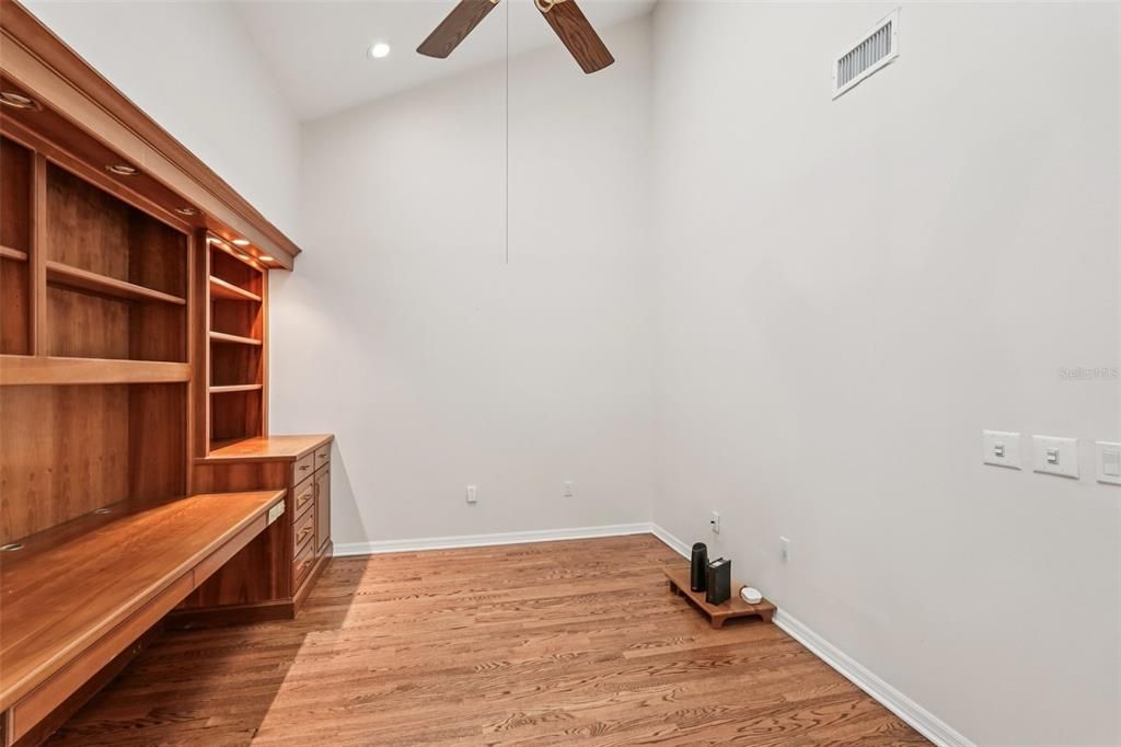 En Venta: $2,258,000 (3 camas, 3 baños, 5080 Pies cuadrados)