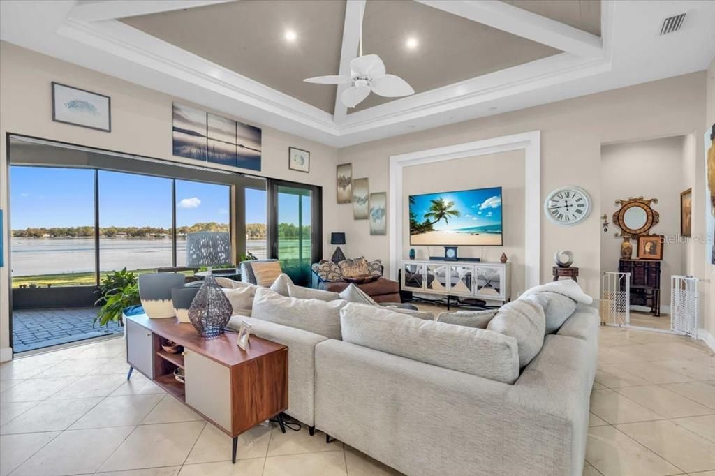 待售: $1,750,000 (3 贝兹, 4 浴室, 2724 平方英尺)