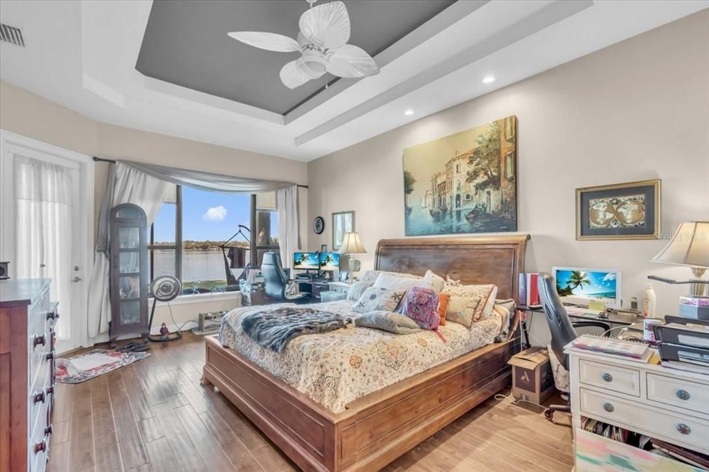 待售: $1,750,000 (3 贝兹, 4 浴室, 2724 平方英尺)