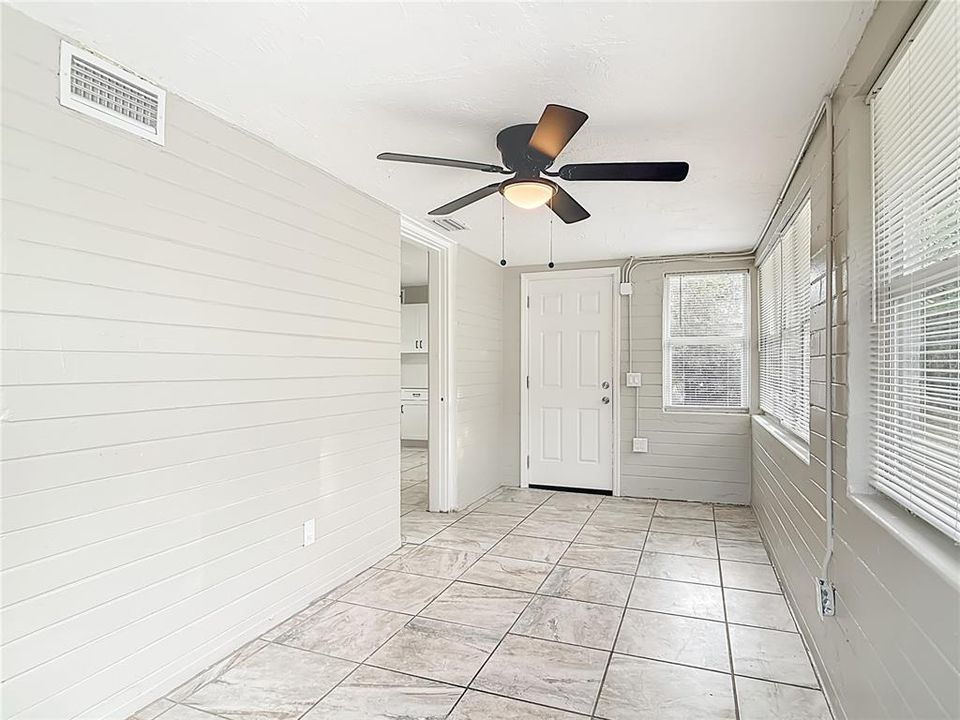 En Venta: $209,900 (3 camas, 1 baños, 1434 Pies cuadrados)