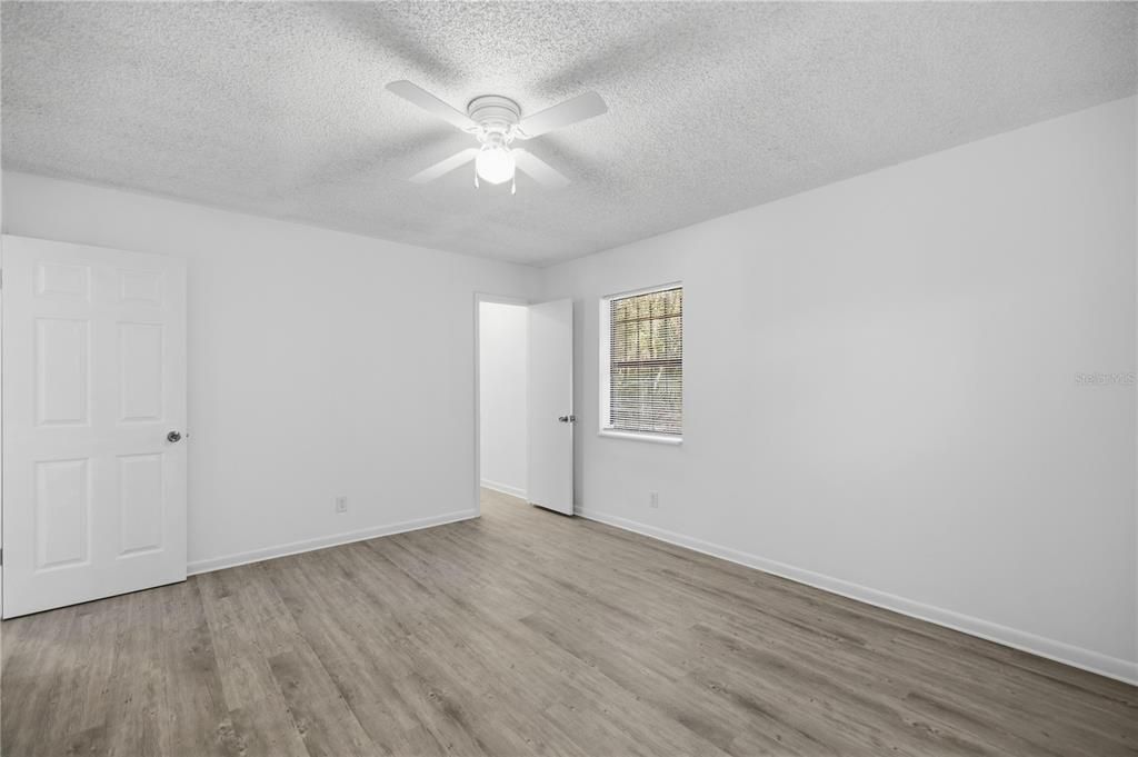 待售: $179,800 (3 贝兹, 2 浴室, 1325 平方英尺)