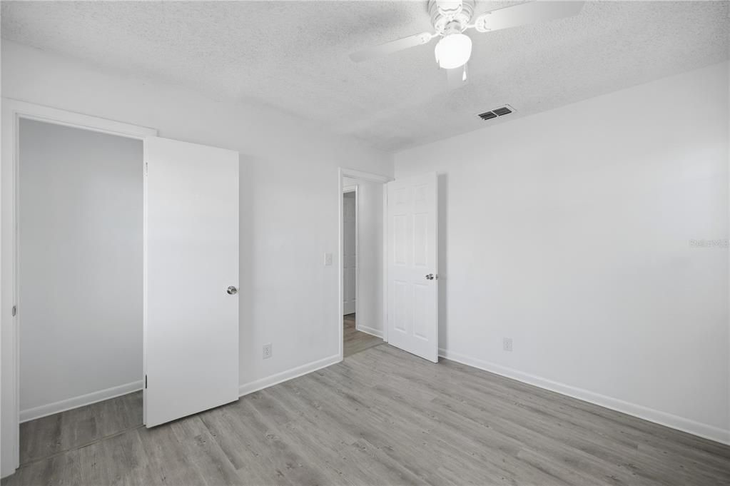 待售: $179,800 (3 贝兹, 2 浴室, 1325 平方英尺)