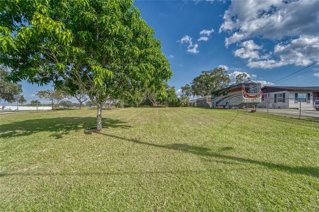 На продажу: $45,000 (0.46 acres)