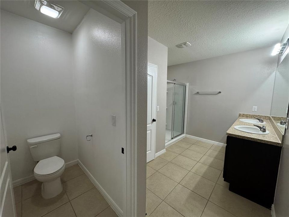 En Venta: $264,900 (3 camas, 2 baños, 1711 Pies cuadrados)