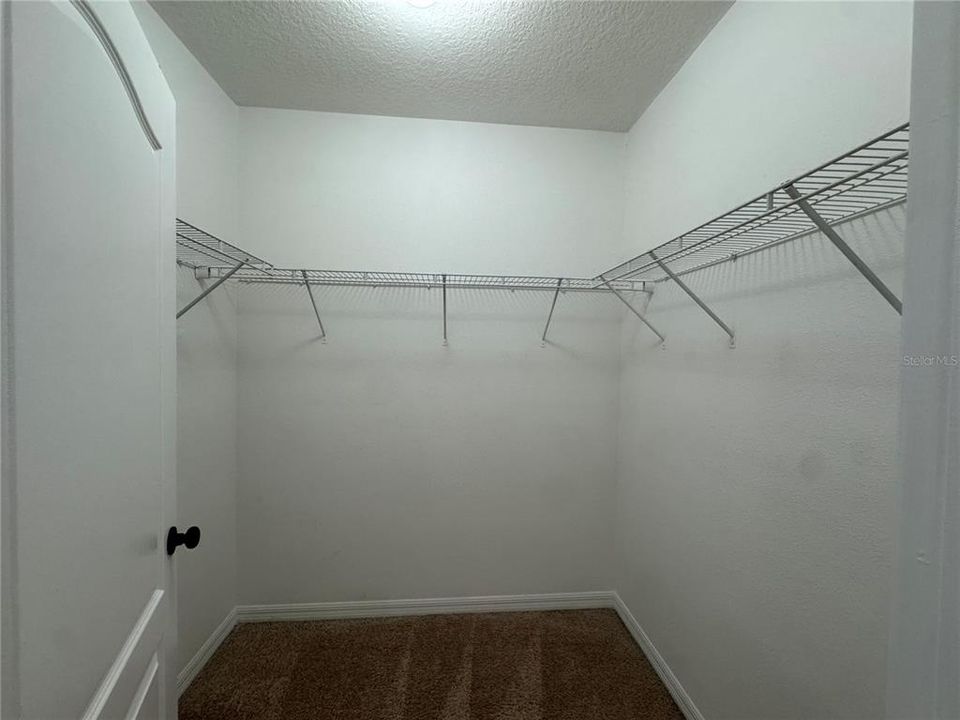 En Venta: $264,900 (3 camas, 2 baños, 1711 Pies cuadrados)